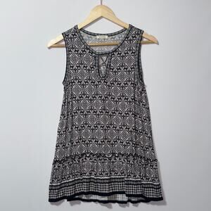 Max studio floral Geometric tank women’s size medium
